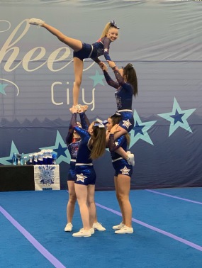 Extended Single Leg Stunt